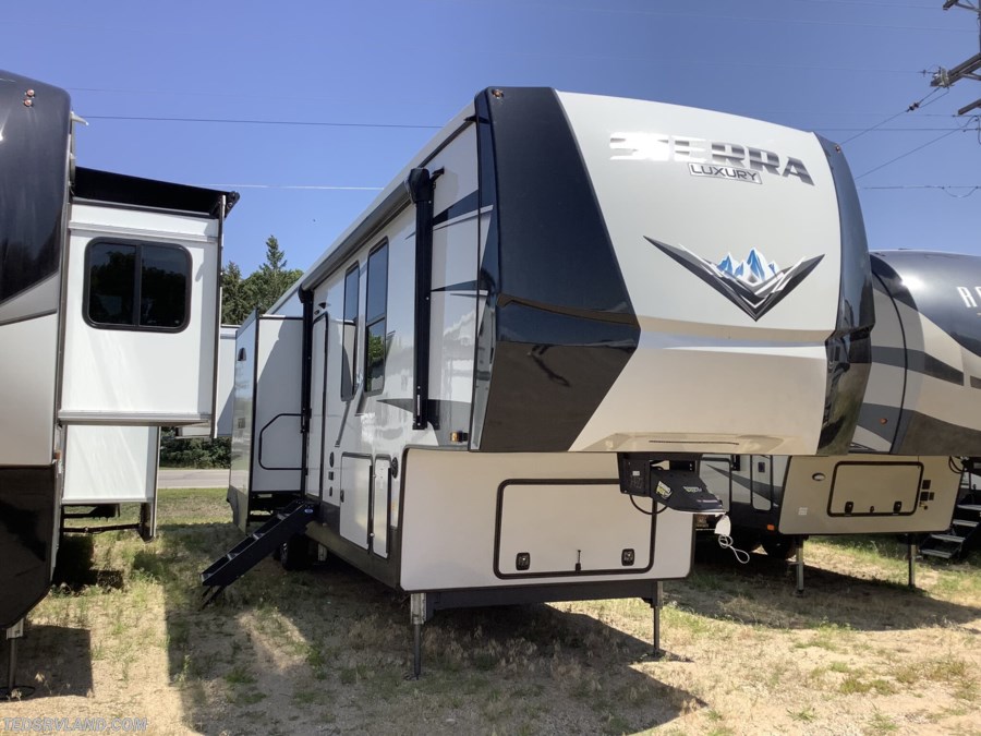 2022 Forest River Sierra Luxury 388BHRD 2022 Forest River Sierra Luxury 388BHRD