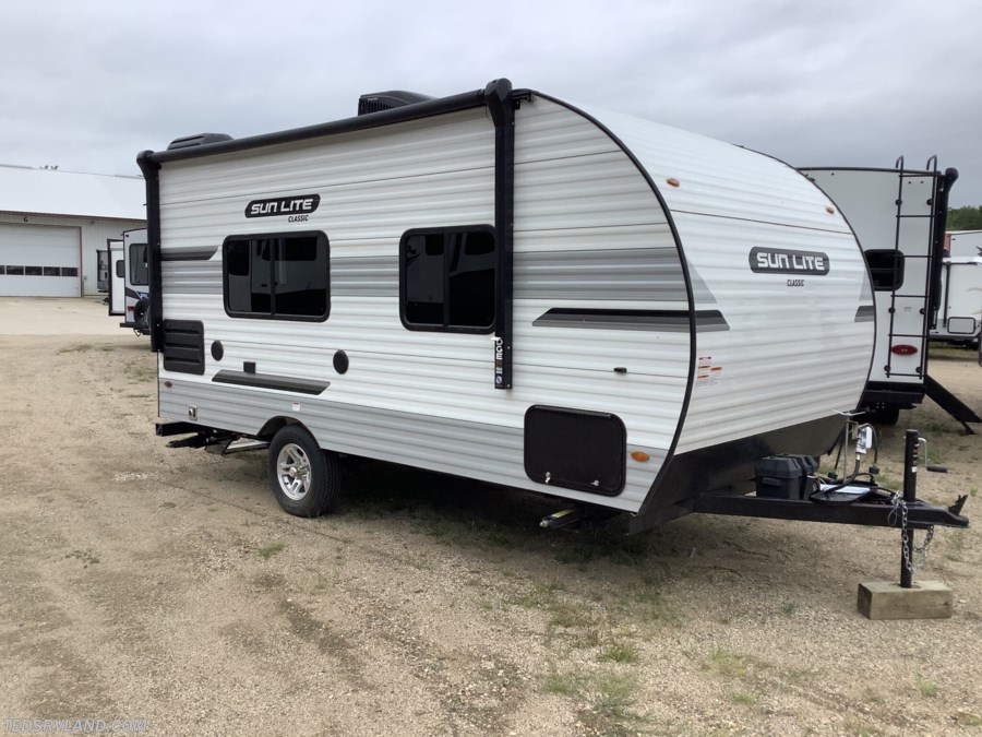 2022 Sunset Park RV Sun Lite 18RD 2022 Sunset Park RV Sun Lite 18RD
