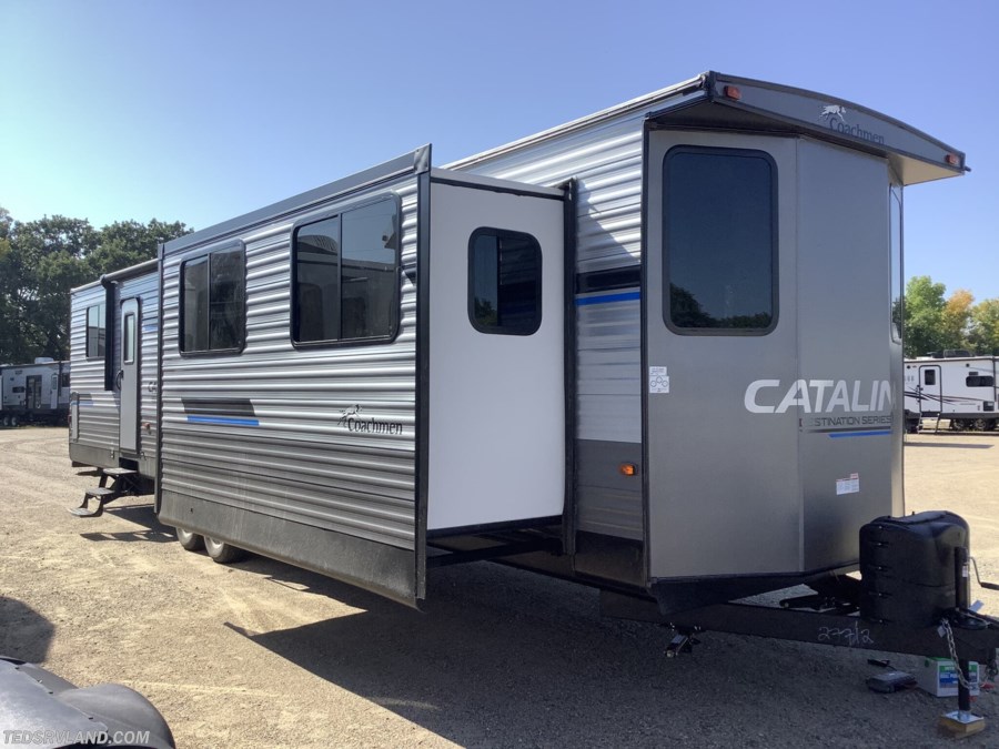 2023 Coachmen Catalina Destination 39MKTS 2023 Coachmen Catalina Destination 39MKTS