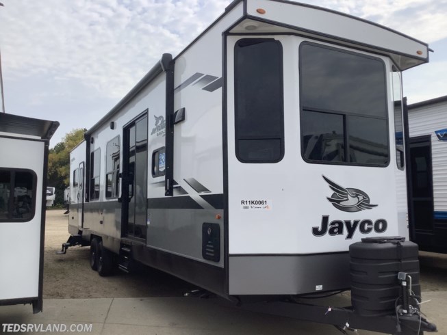 New 2024 Jayco Jay Flight Bungalow 40FKDS available in  Paynesville, Minnesota