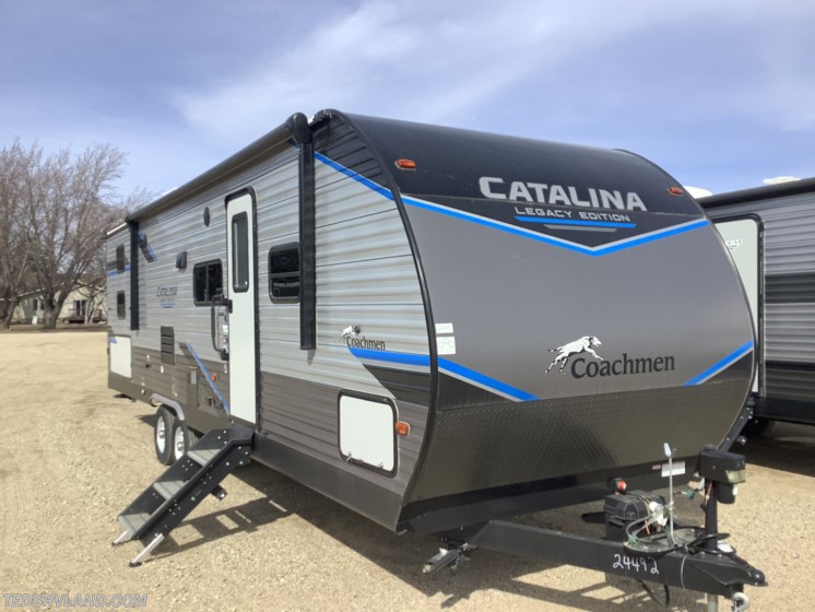 Used 2022 Coachmen Catalina Legacy Edition 293QBCK available in Paynesville, Minnesota