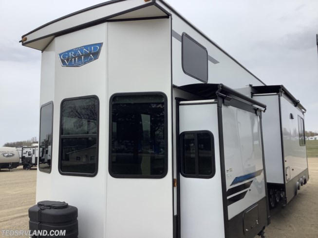 2024 Forest River Salem Grand Villa 44VIEW - New Destination Trailer For Sale by Ted