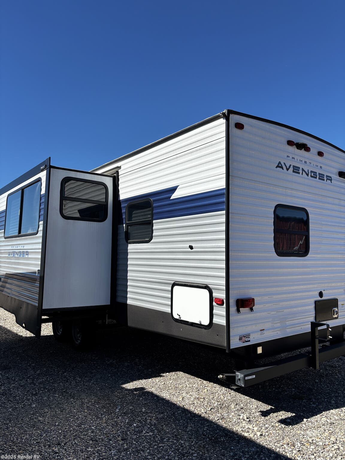 Used 2023 Prime Time Avenger 28BHS available in Rice, Texas