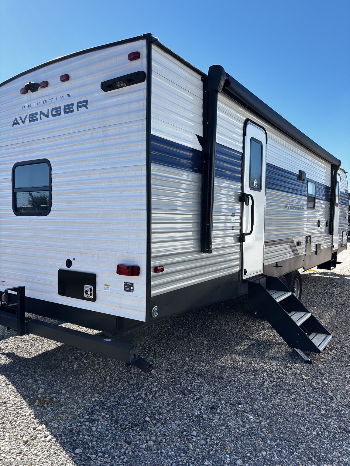 Contact us now about this 2023 Prime Time Avenger 28BHS! 2023 Avenger 28BHS by Prime Time from Rendel RV in Rice, Texas