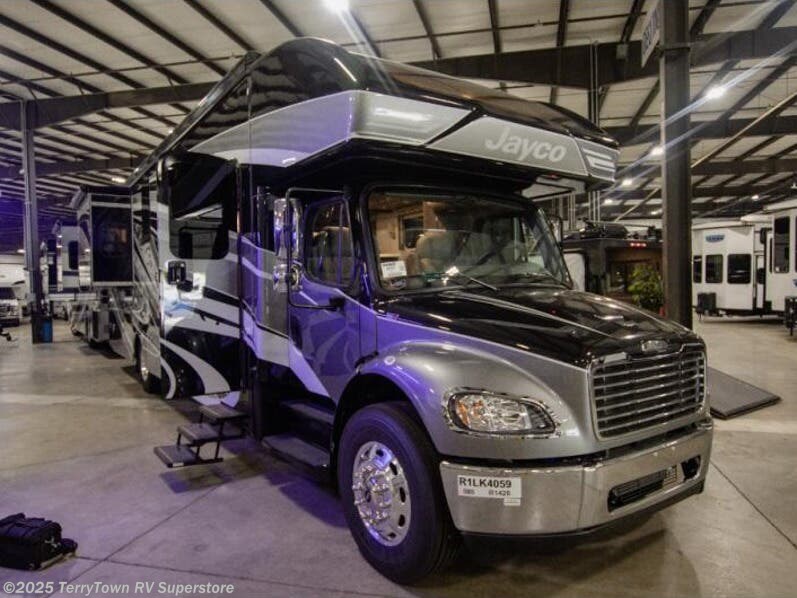 Email now about this 2024 Jayco Seneca Prestige 37K! New 2024 Jayco Seneca Prestige 37K available in Grand Rapids, Michigan