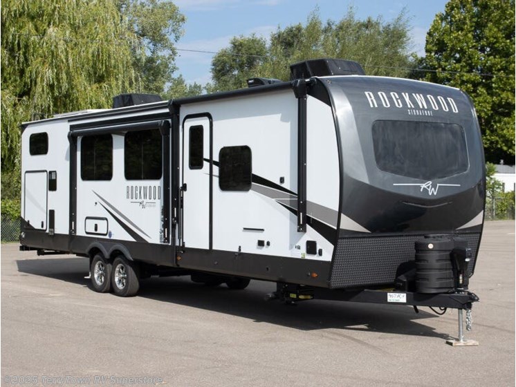 Email now about this 2025 Forest River Rockwood Signature 8336BH! New 2025 Forest River Rockwood Signature 8336BH available in Grand Rapids, Michigan