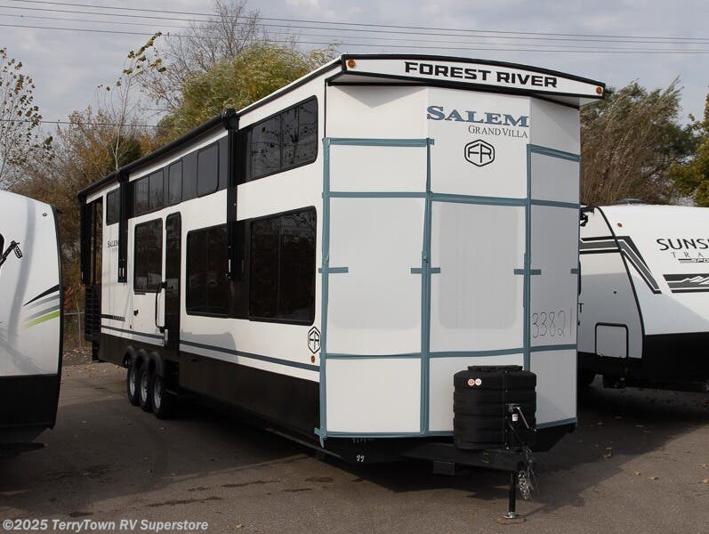 Email now about this 2025 Forest River Salem Grand Villa 42VERANDA! New 2025 Forest River Salem Grand Villa 42VERANDA available in Grand Rapids, Michigan