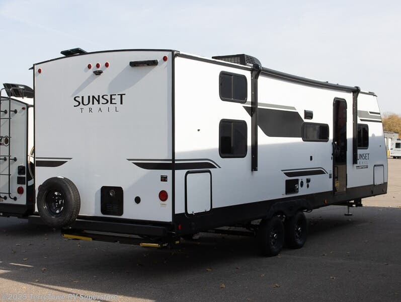 Contact us now about this 2025 CrossRoads Sunset Trail Sport 27BHS! 2025 Sunset Trail Sport 27BHS by CrossRoads from TerryTown RV Superstore in Grand Rapids, Michigan