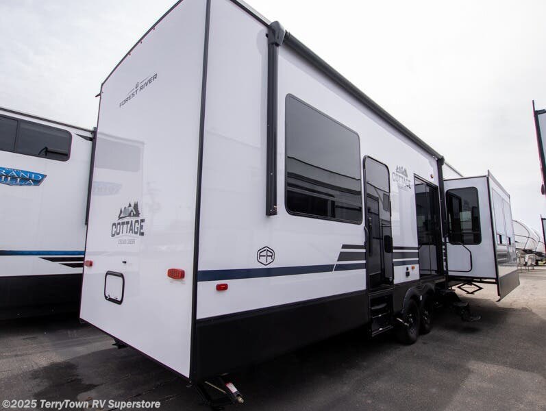 Contact us now about this 2025 Forest River Cedar Creek Cottage 40CCK! 2025 Cedar Creek Cottage 40CCK by Forest River from TerryTown RV Superstore in Grand Rapids, Michigan