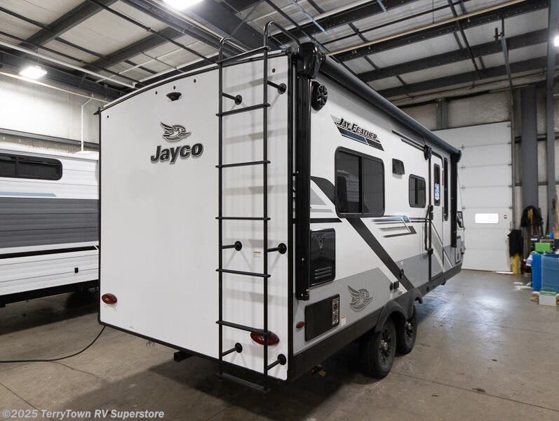 Contact us now about this 2025 Jayco Jay Feather 19MRK! 2025 Jay Feather 19MRK by Jayco from TerryTown RV Superstore in Grand Rapids, Michigan