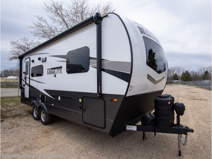 Email now about this 2025 Forest River Rockwood Mini Lite 2205S! New 2025 Forest River Rockwood Mini Lite 2205S available in Grand Rapids, Michigan