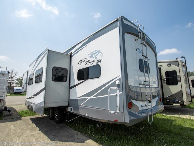Used 2018 Highland Ridge Open Range 3X 388RKS available in Grand Rapids, Michigan
