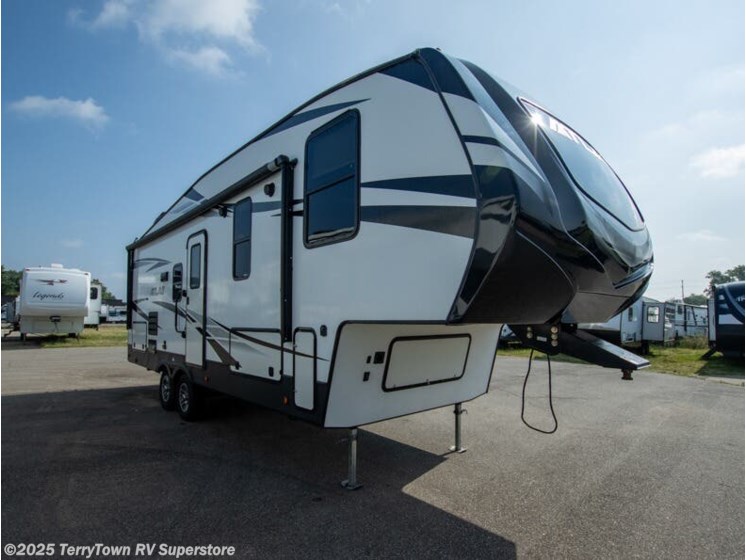 Email now about this 2020 Dutchmen Atlas 2502REF! Used 2020 Dutchmen Atlas 2502REF available in Grand Rapids, Michigan