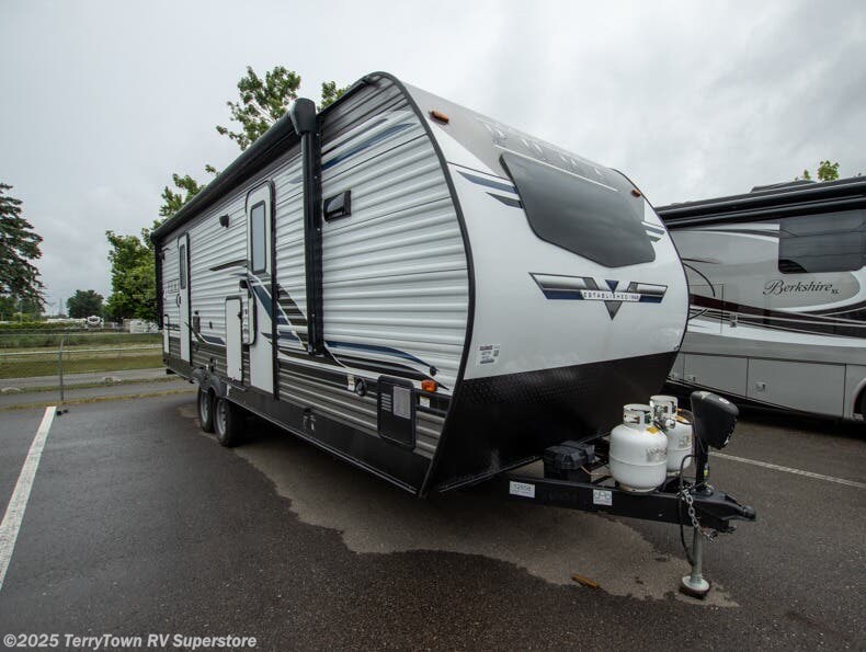 Email now about this 2022 Palomino Puma 26FKDS! Used 2022 Palomino Puma 26FKDS available in Grand Rapids, Michigan