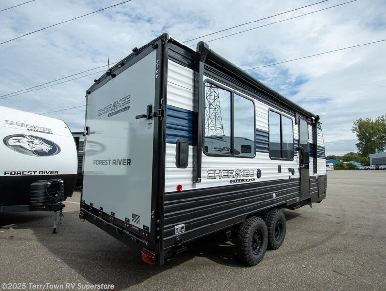 Contact us now about this 2026 Forest River Cherokee Grey Wolf 18RR! 2026 Cherokee Grey Wolf 18RR by Forest River from TerryTown RV Superstore in Grand Rapids, Michigan