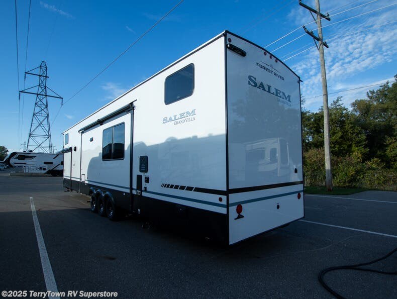 New 2026 Forest River Salem Grand Villa 42ZEN available in Grand Rapids, Michigan