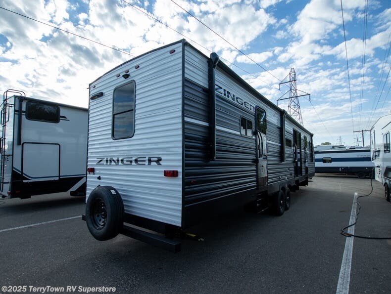 Contact us now about this 2026 CrossRoads Zinger 390DB! 2026 Zinger 390DB by CrossRoads from TerryTown RV Superstore in Grand Rapids, Michigan