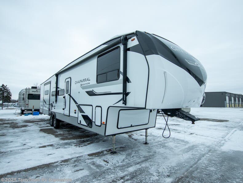Email now about this 2023 Coachmen Chaparral X Edition 355FBX! New 2023 Coachmen Chaparral X Edition 355FBX available in Grand Rapids, Michigan