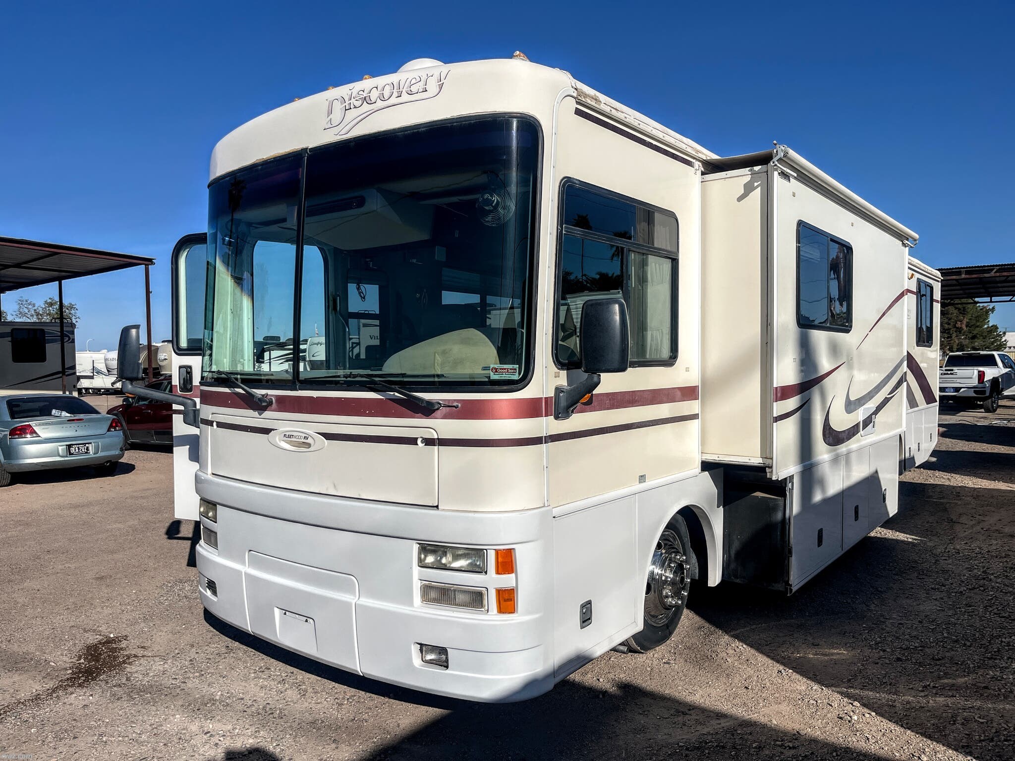 Email now about this 2000 Fleetwood Discovery 37V! Used 2000 Fleetwood Discovery 37V available in Mesa, Arizona