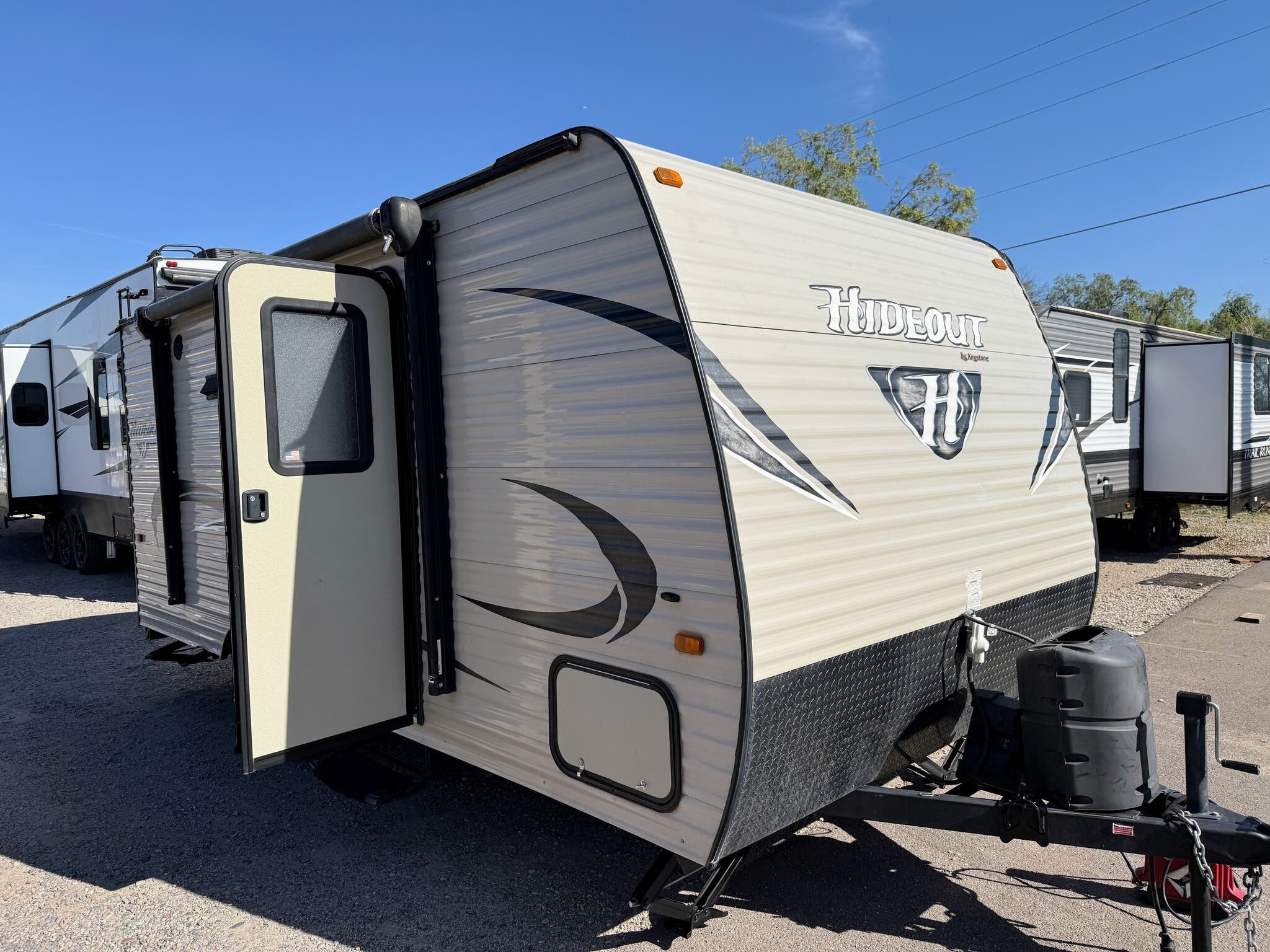 Email now about this 2018 Keystone Hideout 175LHS! Used 2018 Keystone Hideout 175LHS available in Mesa, Arizona