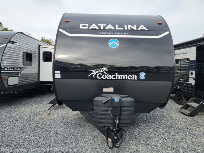 2024 Catalina Legacy Edition 323BHDSCK by Coachmen from White Horse RV Center in Egg Harbor City, New Jersey