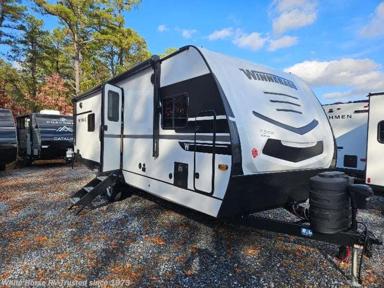 Email now about this 2025 Winnebago Minnie 2730FK! New 2025 Winnebago Minnie 2730FK available in Egg Harbor City, New Jersey