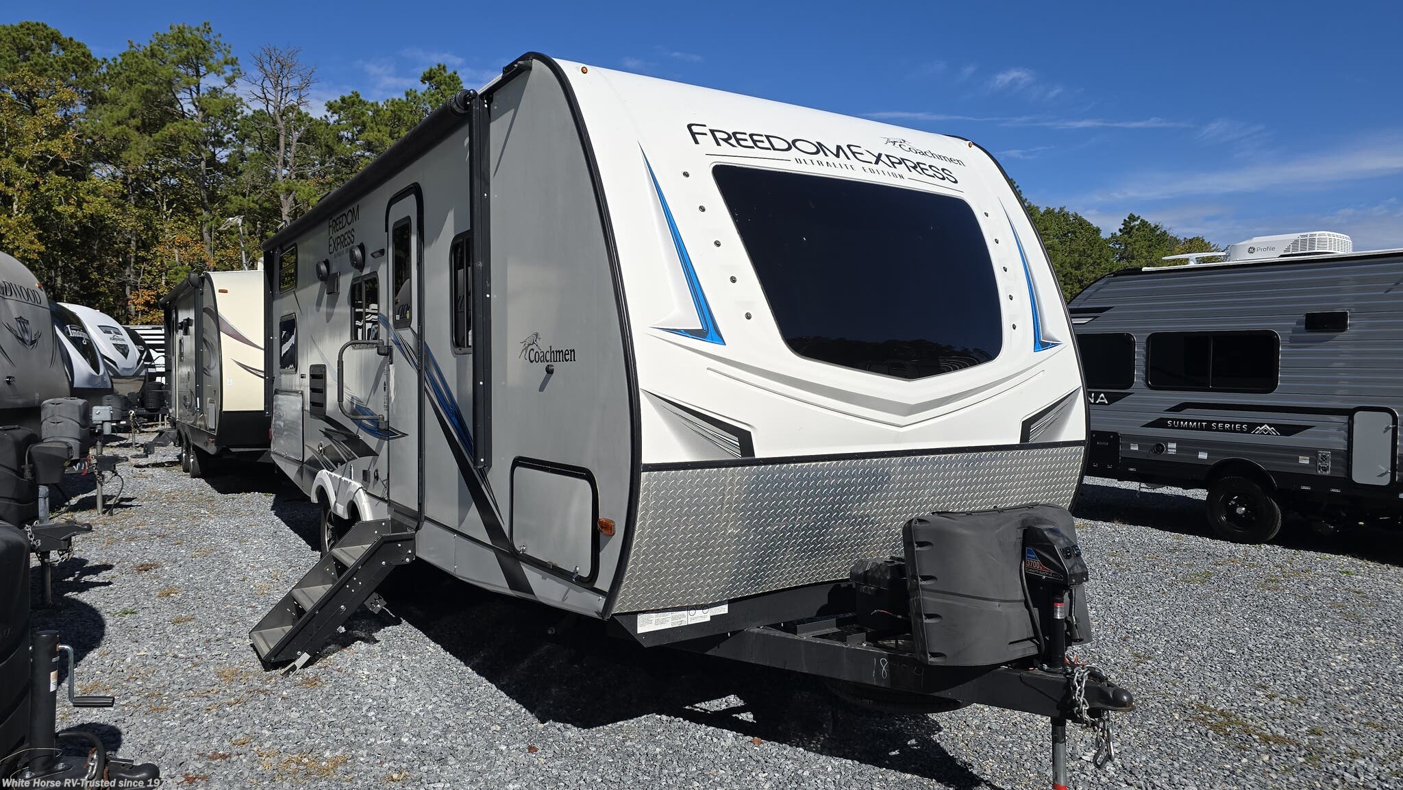 Email now about this 2021 Coachmen Freedom Express Ultra Lite 257BHS! Used 2021 Coachmen Freedom Express Ultra Lite 257BHS available in Egg Harbor City, New Jersey