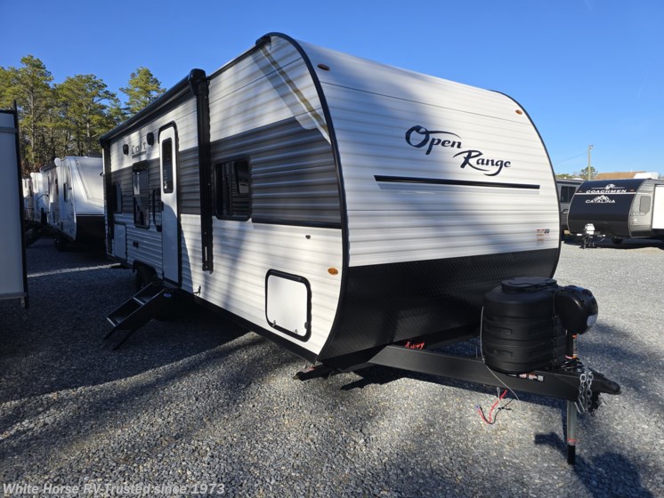 Email now about this 2026 Highland Ridge Colt 26DB! New 2026 Highland Ridge Colt 26DB available in Egg Harbor City, New Jersey