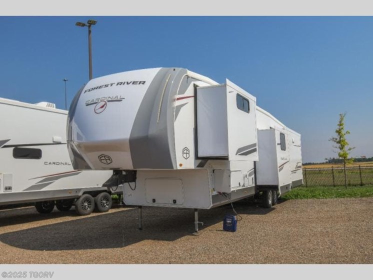 Email now about this 2025 Forest River Cardinal 36MB! New 2025 Forest River Cardinal 36MB available in Greeley, Colorado