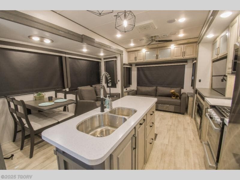 Contact us now about this 2024 Keystone Alpine Avalanche Edition 321RL! 2024 Alpine Avalanche Edition 321RL by Keystone from TGORV in Greeley, Colorado