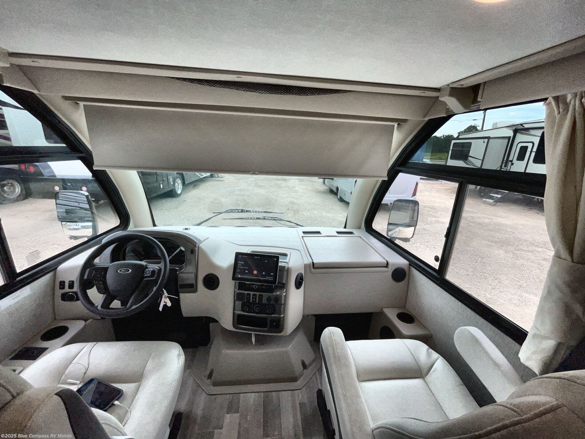 Call now about this 2025 Thor Motor Coach Axis 26.1! 2025 Thor Motor Coach Axis 26.1 - Used Class A For Sale by Blue Compass RV Mobile in Theodore, Alabama