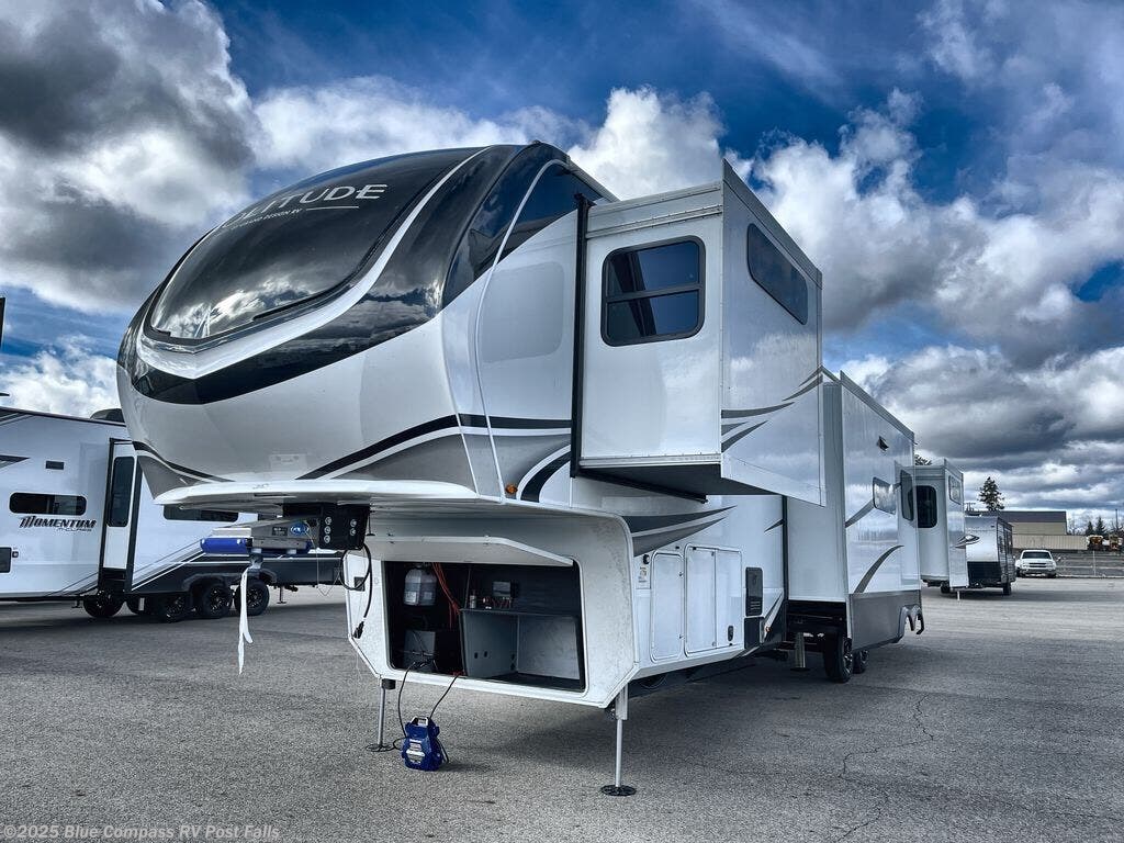 Contact us now about this 2025 Grand Design Solitude 391DL! 2025 Solitude 391DL by Grand Design from Blue Compass RV Post Falls in Post Falls, Idaho
