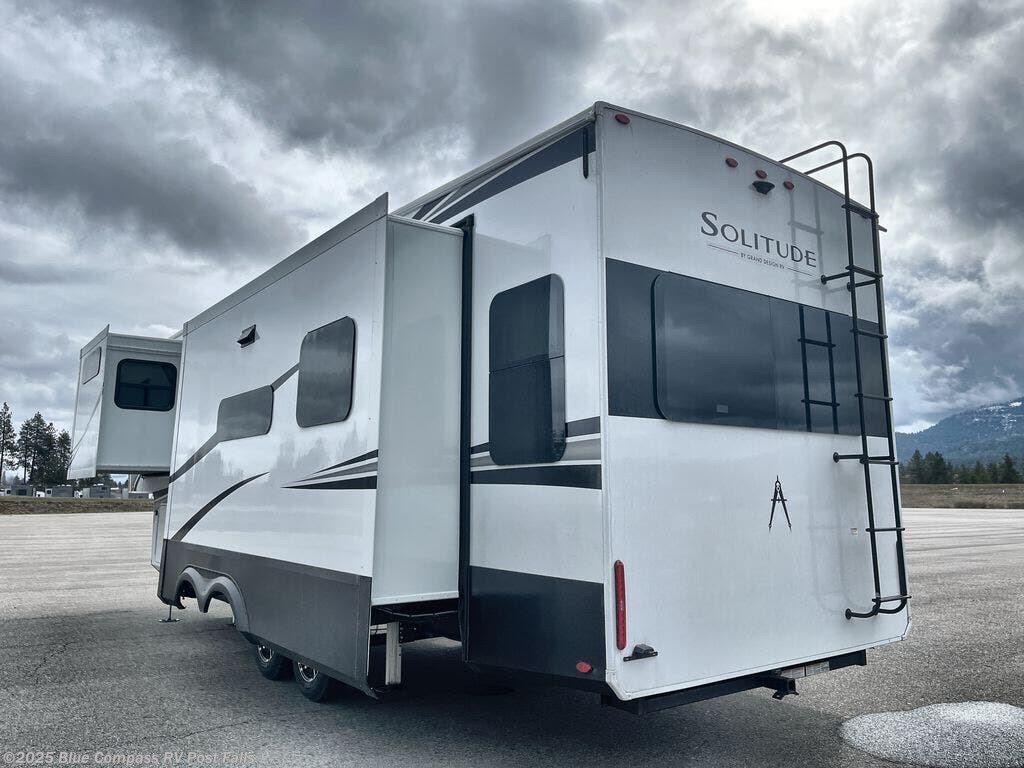 New 2025 Grand Design Solitude 310GK available in Post Falls, Idaho