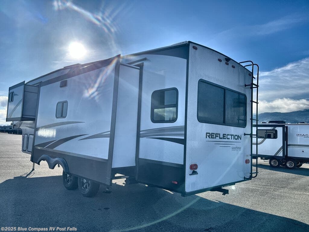 Contact us now about this 2025 Grand Design Reflection 303RLS! 2025 Reflection 303RLS by Grand Design from Blue Compass RV Post Falls in Post Falls, Idaho