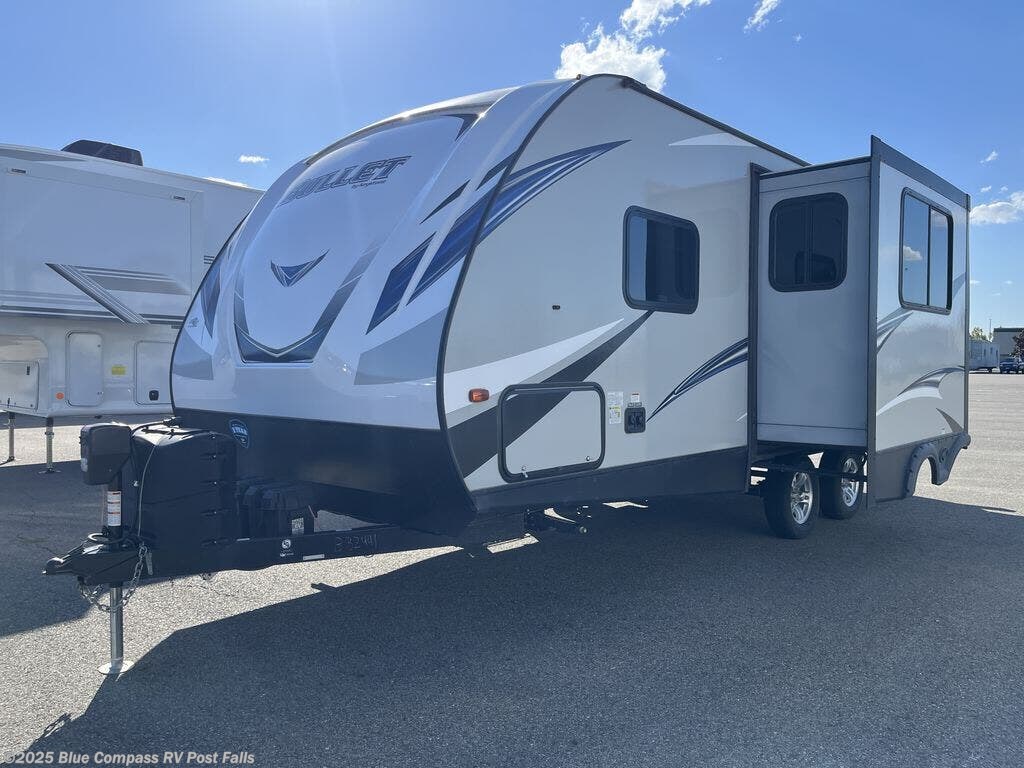 Contact us now about this 2019 Keystone Bullet 212RBSWE! 2019 Bullet 212RBSWE by Keystone from Blue Compass RV Post Falls in Post Falls, Idaho
