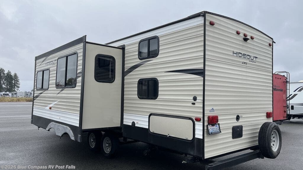 Used 2018 Keystone Hideout 26LHSWE available in Post Falls, Idaho
