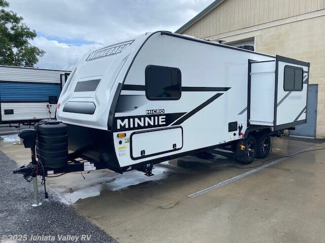 New 2025 Winnebago Micro Minnie 2225RL available in Mifflintown, Pennsylvania