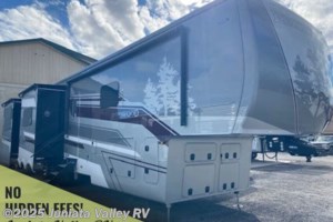 2025 CrossRoads Redwood 415RD