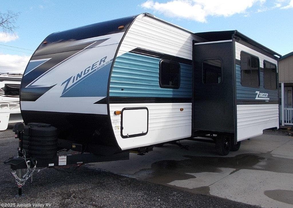 Contact us now about this 2025 CrossRoads Zinger 280RB! 2025 Zinger 280RB by CrossRoads from Juniata Valley RV in Mifflintown, Pennsylvania