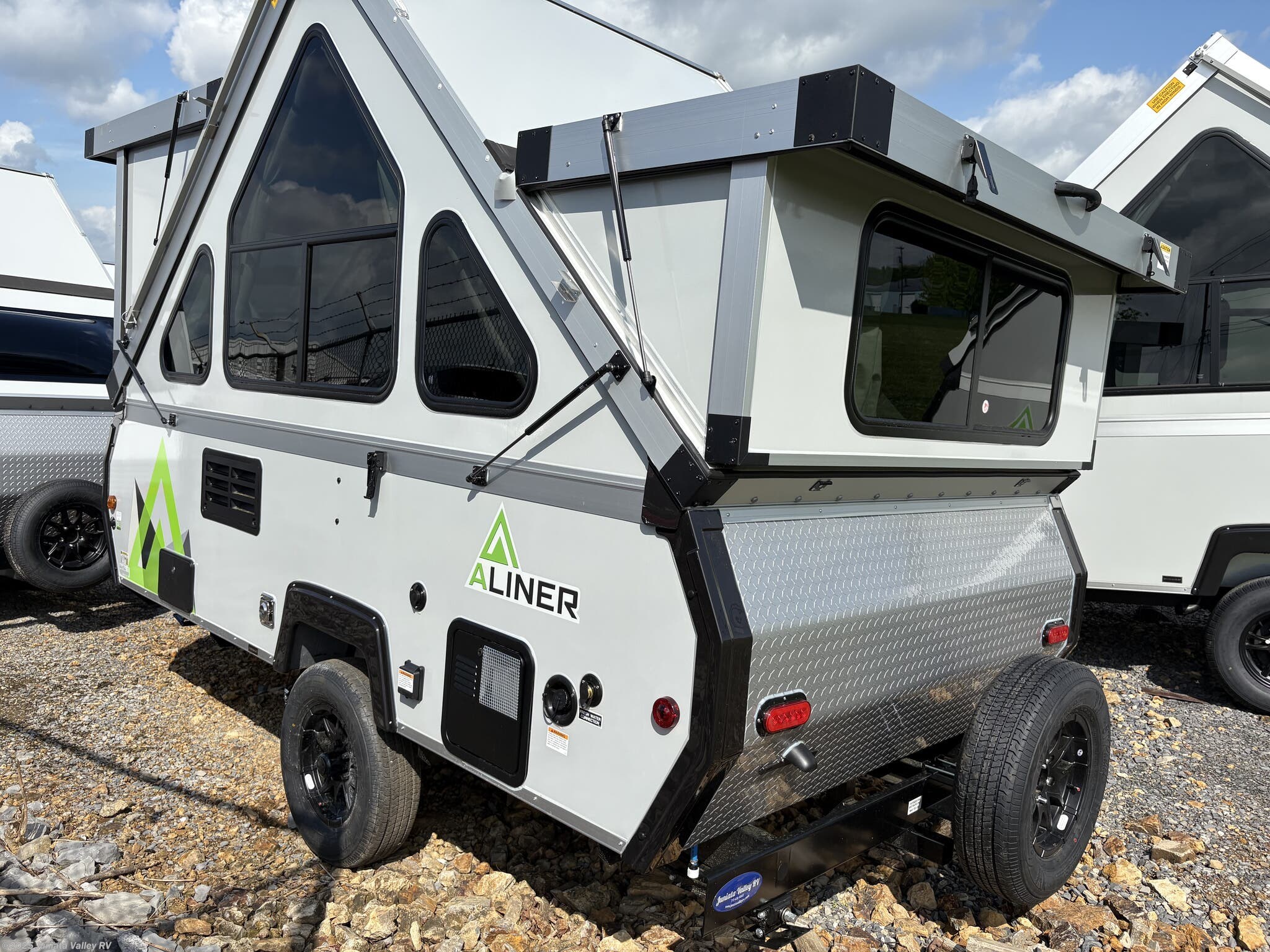 New 2025 Aliner Classic available in Mifflintown, Pennsylvania