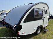 Used 2016 Pleasant Valley 320S available in Mifflintown, Pennsylvania