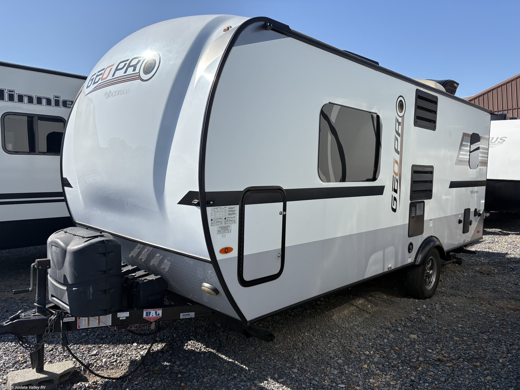 Call now about this 2018 Forest River Rockwood Geo Pro G17PR! 2018 Forest River Rockwood Geo Pro G17PR - Used Travel Trailer For Sale by Juniata Valley RV in Mifflintown, Pennsylvania features TV Antenna, Queen Mattress, CO Detector, Spare Tire Kit, Detachable Power Cord
