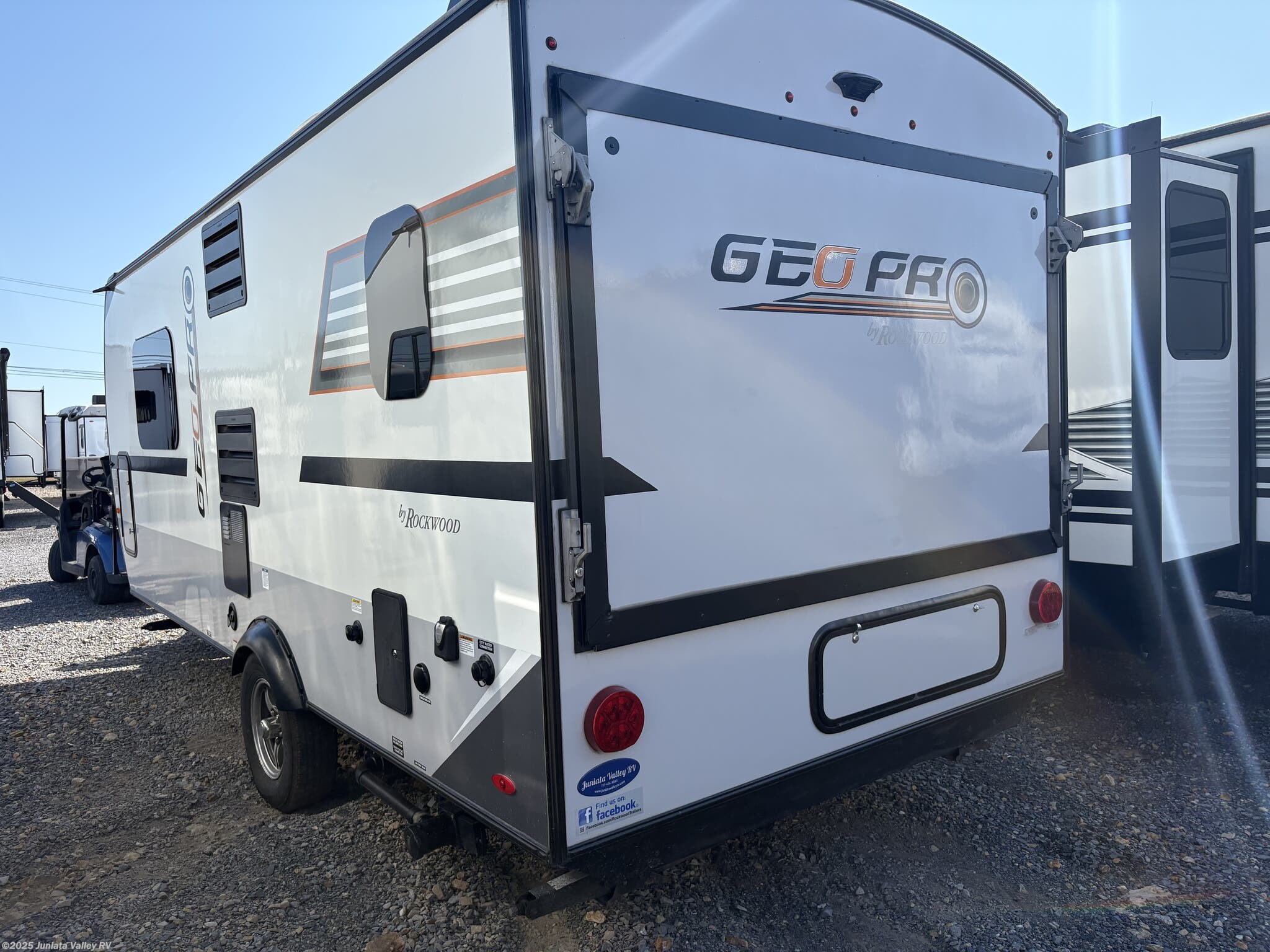 Contact us now about this 2018 Forest River Rockwood Geo Pro G17PR! 2018 Rockwood Geo Pro G17PR by Forest River from Juniata Valley RV in Mifflintown, Pennsylvania