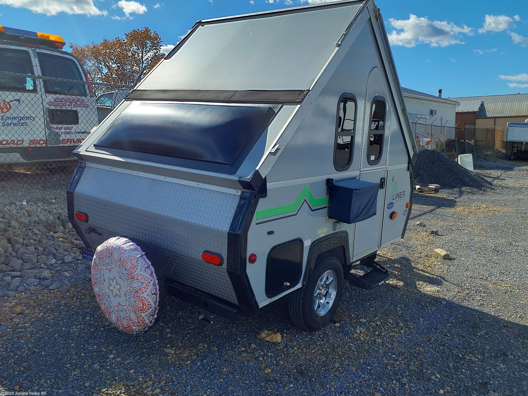 Call now about this 2023 Aliner Scout-Lite ! 2023 Aliner Scout-Lite - Used Popup For Sale by Juniata Valley RV in Mifflintown, Pennsylvania features Air Conditioning, Spare Tire Kit, 30 Amp Service, LED Lights, Auxiliary Battery