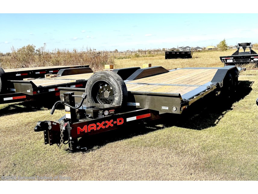 New 2026 MAXX-D G8X 8" Gravity Equipment Tilt Trailer 102X22 available in Baytown, Texas