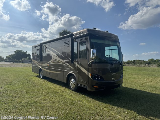 Used 2011 Newmar Ventana 3433 available in Apopka, Florida