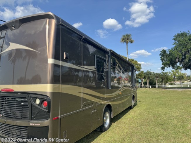 2011 Ventana 3433 by Newmar from Central Florida RV Center in Apopka, Florida
