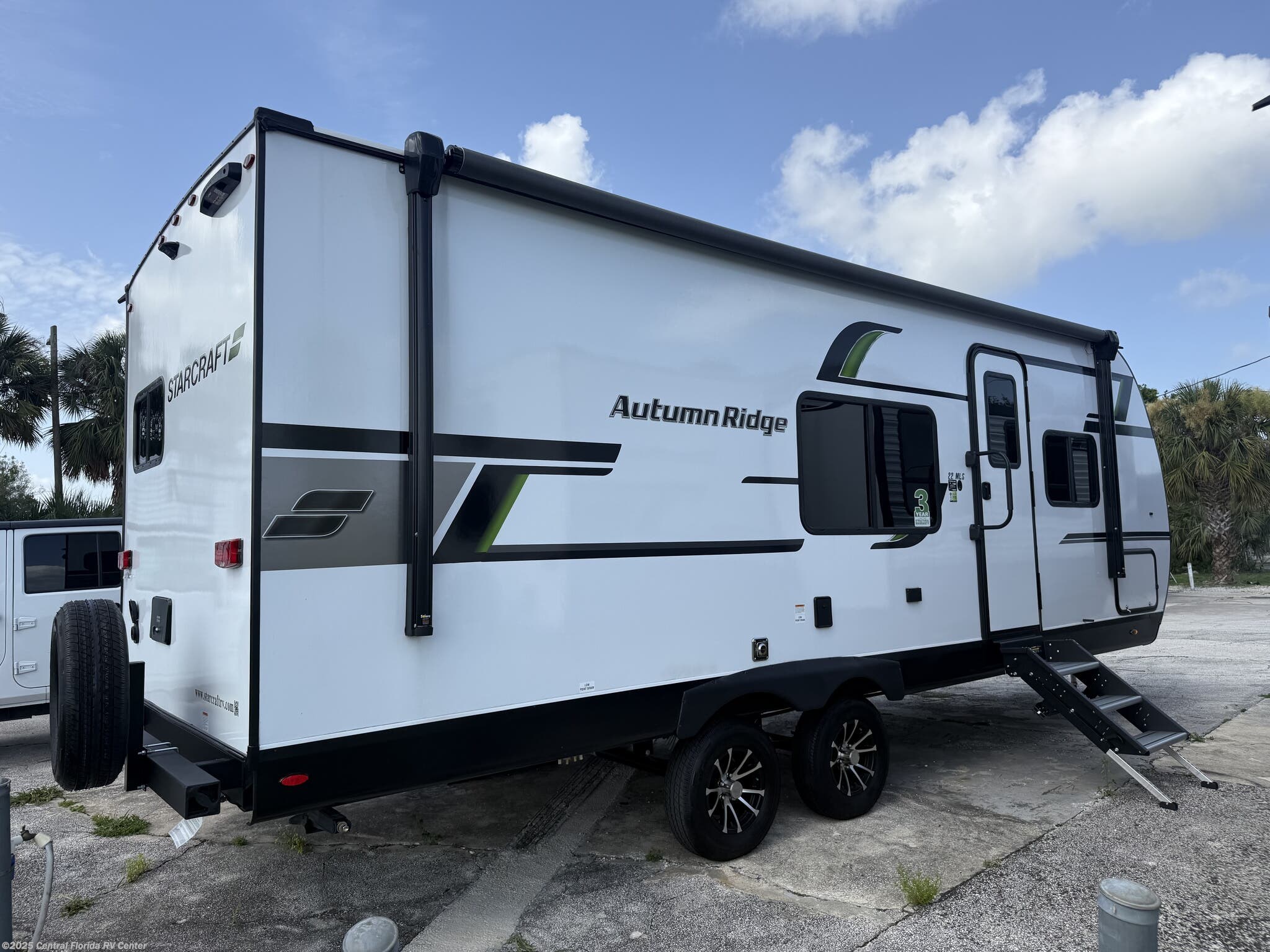 Contact us now about this 2025 Starcraft Autumn Ridge 22MLS! 2025 Autumn Ridge 22MLS by Starcraft from Central Florida RV Center in Apopka, Florida