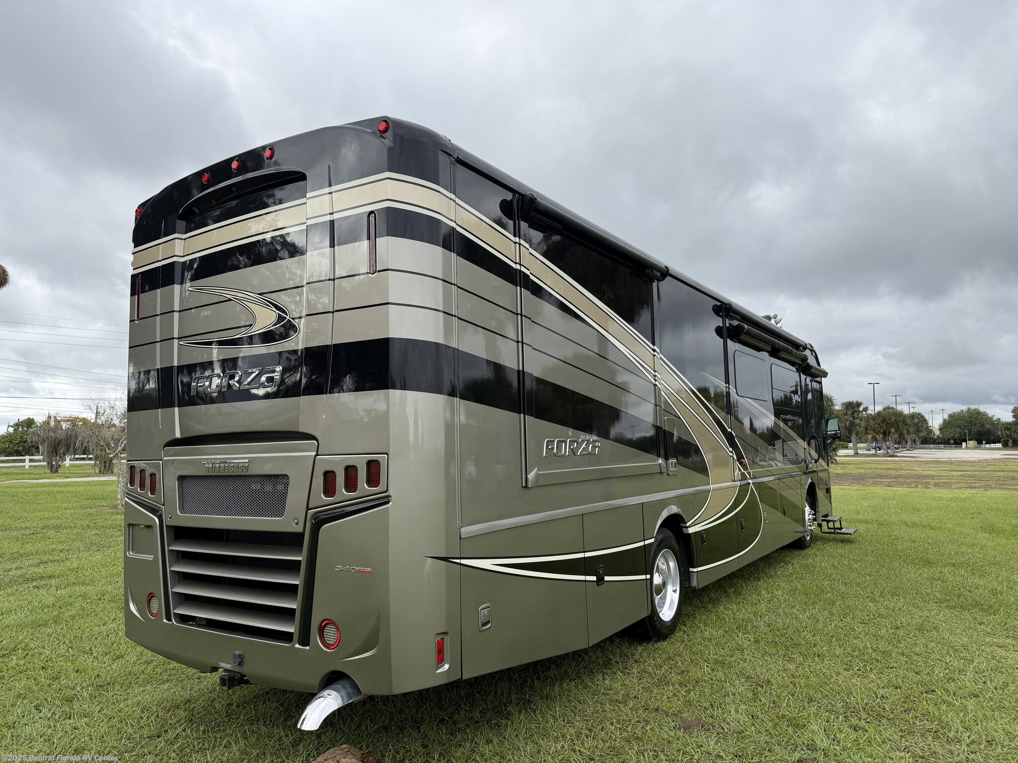 Contact us now about this 2022 Winnebago Forza 36H! 2022 Forza 36H by Winnebago from Central Florida RV Center in Apopka, Florida