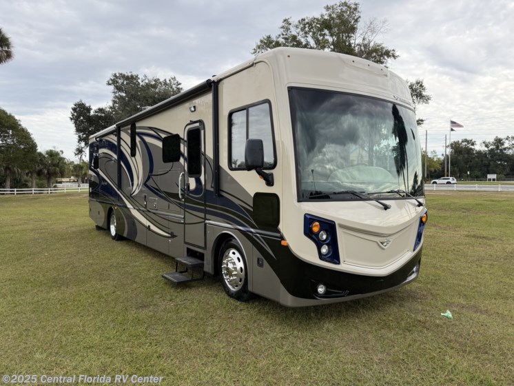 Email now about this 2019 Fleetwood Pace Arrow 36U! Used 2019 Fleetwood Pace Arrow 36U available in Apopka, Florida